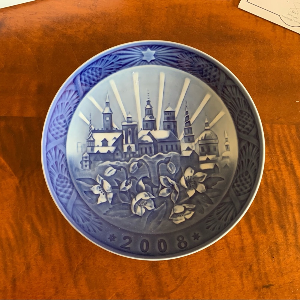 Royal Copenhagen Christmas Plate 2008